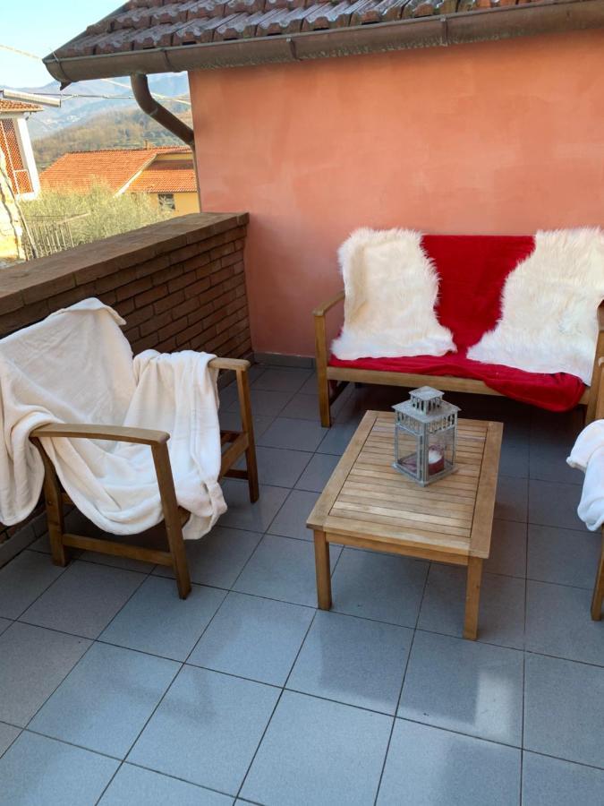 Casa Vacanze Elena Rometta Exteriör bild