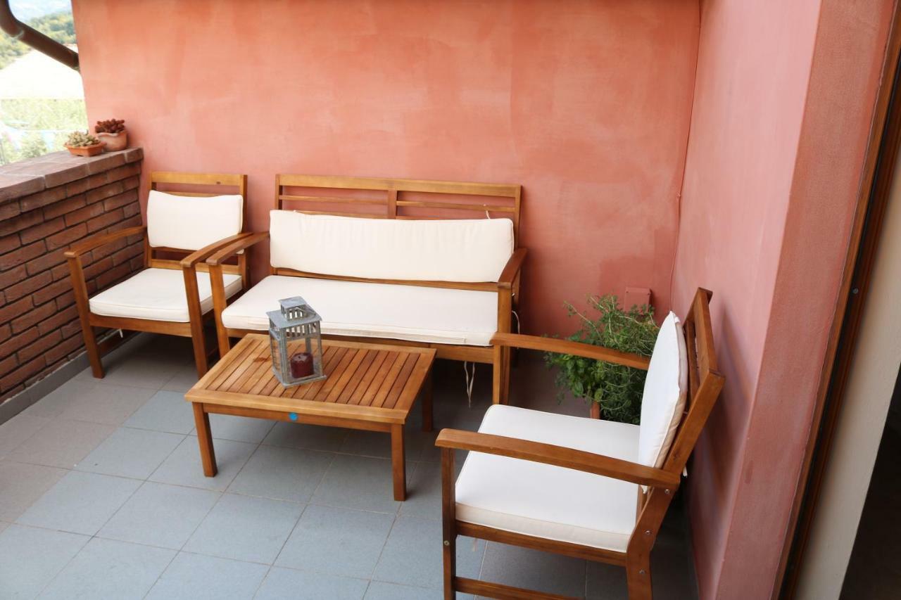 Casa Vacanze Elena Rometta Exteriör bild